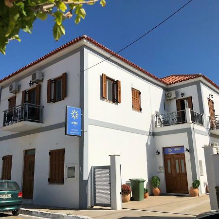Mythos Suites-Dionysos Apartment Methoni  Bagian luar foto