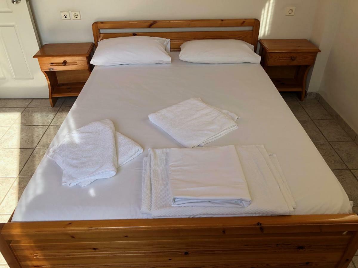Mythos Suites-Dionysos Apartment Methoni  Bagian luar foto
